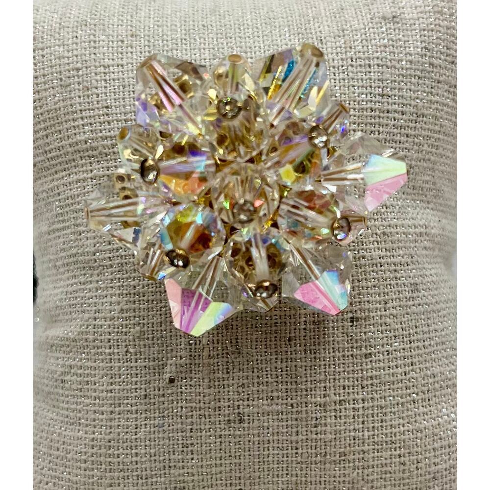 Vintage Aurora Borealis Bicone Rhinestone Crystal Cluster Gold Tone Brooch